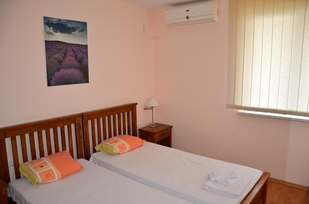 Single Private Apartments In Marina View Fort Beach سفيتي فلاس المظهر الخارجي الصورة